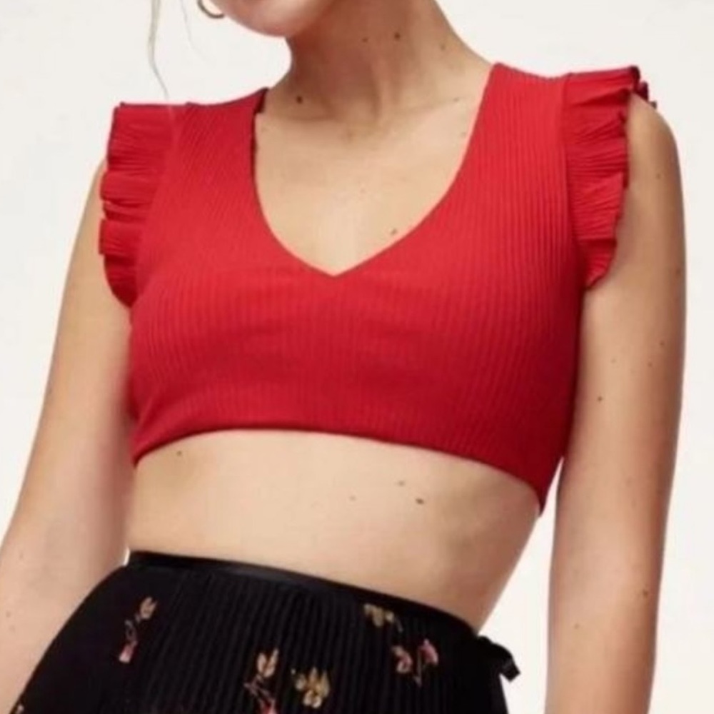 ARITZIA / WILFRED flutter sleeve ribbed crop top in black